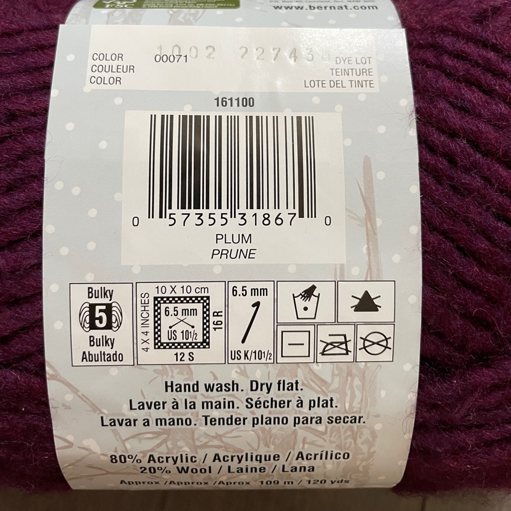 Bernat Roving Yarn Bundle - Picture 2 of 4